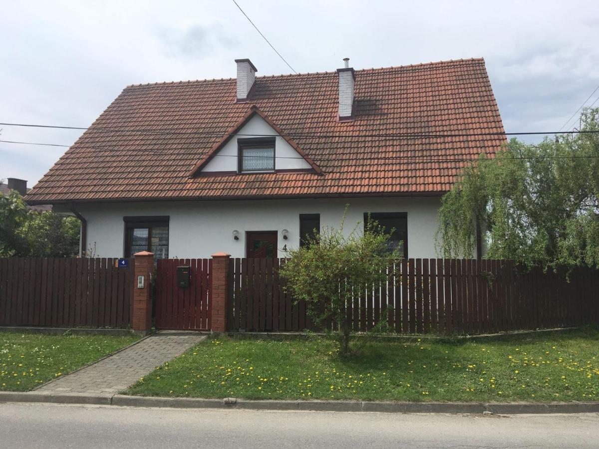 Holiday Home In Dobczyce Lesser With Terrace Buitenkant foto